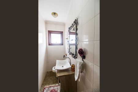 Casa à venda com 386m², 4 quartos e 4 vagasBanheiro de Serviço