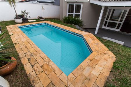 Casa à venda com 294m², 3 quartos e 2 vagasÁrea comum - Piscina
