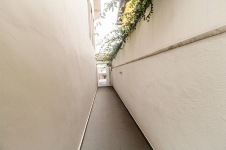 Casa à venda com 294m², 3 quartos e 2 vagasCorredor