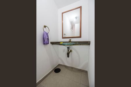 Casa à venda com 294m², 3 quartos e 2 vagasLavabo