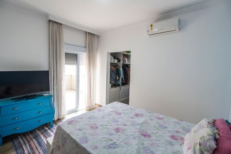 Casa à venda com 224m², 3 quartos e 2 vagas Casa à venda com 224m², 3 quartos e 2 vagasSuíte 1