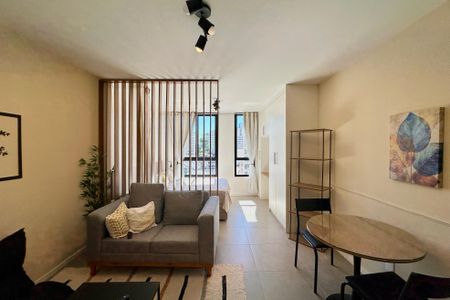 Apartamento para alugar com 28m², 1 quarto e sem vagaSala/Quarto