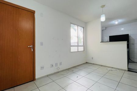 Apartamento para alugar com 38m², 2 quartos e sem vaga Apartamento para alugar com 38m², 2 quartos e sem vagaSala