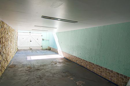 Casa de condomínio à venda com 264m², 4 quartos e 4 vagas Casa de condomínio à venda com 264m², 4 quartos e 4 vagasgaragem