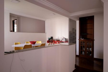 Apartamento à venda com 165m², 3 quartos e 2 vagas Apartamento à venda com 165m², 3 quartos e 2 vagasSala 1