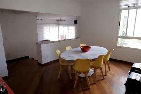 Apartamento à venda com 165m², 3 quartos e 2 vagas Apartamento à venda com 165m², 3 quartos e 2 vagasCopa