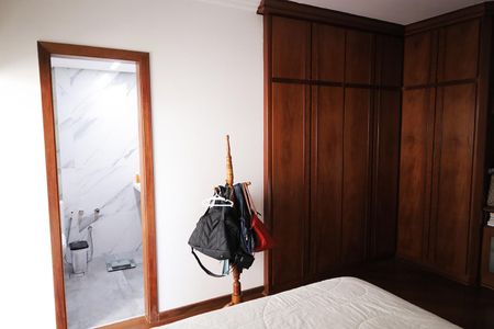 Apartamento à venda com 165m², 3 quartos e 2 vagas Apartamento à venda com 165m², 3 quartos e 2 vagasQuarto 1