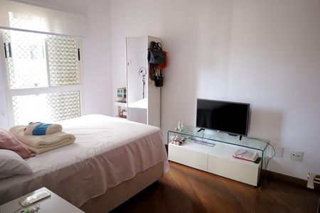 Apartamento à venda com 165m², 3 quartos e 2 vagas Apartamento à venda com 165m², 3 quartos e 2 vagasQuarto 2