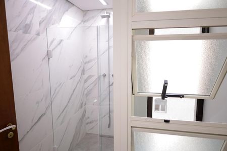 Apartamento à venda com 165m², 3 quartos e 2 vagas Apartamento à venda com 165m², 3 quartos e 2 vagasBanheiro 3