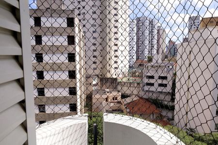Apartamento à venda com 165m², 3 quartos e 2 vagas Apartamento à venda com 165m², 3 quartos e 2 vagasSacada quarto 3