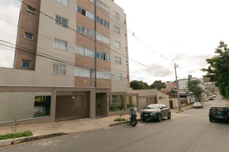 Apartamento para alugar com 98m², 2 quartos e 2 vagas Apartamento para alugar com 98m², 2 quartos e 2 vagasFachada