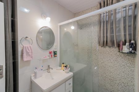 Apartamento à venda com 83m², 2 quartos e sem vagaBanheiro Social