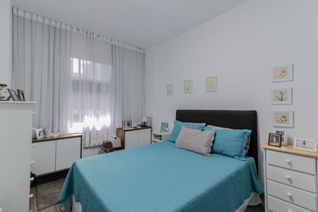 Apartamento à venda com 83m², 2 quartos e sem vagaQuarto 2