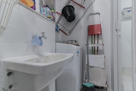 Apartamento à venda com 83m², 2 quartos e sem vagaÁrea de Serviço