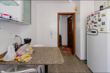 Apartamento à venda com 162m², 4 quartos e 3 vagasCozinha