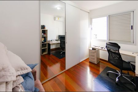Apartamento à venda com 162m², 4 quartos e 3 vagasQuarto 1