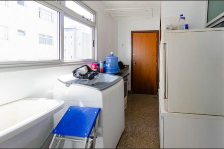 Apartamento à venda com 162m², 4 quartos e 3 vagasÁrea de serviço