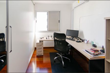 Apartamento à venda com 162m², 4 quartos e 3 vagasQuarto 1