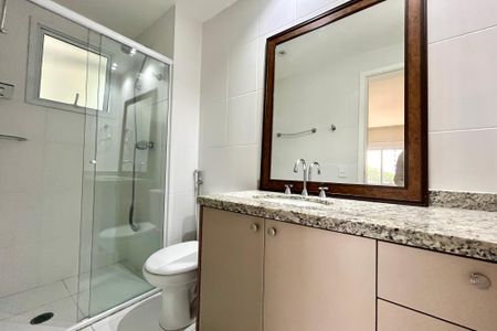 Apartamento à venda com 170m², 3 quartos e 3 vagasBanheiro da Suíte 3