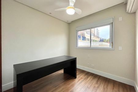 Apartamento à venda com 170m², 3 quartos e 3 vagasSuíte 2