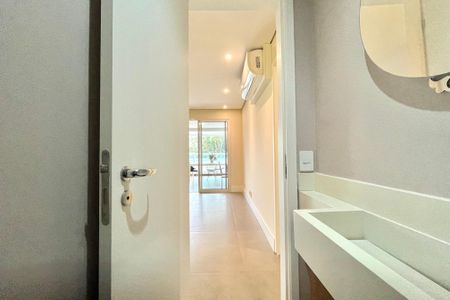 Apartamento à venda com 170m², 3 quartos e 3 vagasLavabo