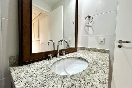 Apartamento à venda com 170m², 3 quartos e 3 vagasBanheiro da Suíte 3