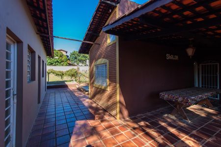 Casa de condomínio à venda com 348m², 2 quartos e 10 vagas Casa de condomínio à venda com 348m², 2 quartos e 10 vagasÁrea de Serviço