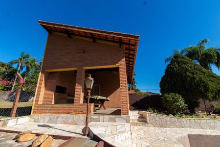 Casa de condomínio à venda com 348m², 2 quartos e 10 vagas Casa de condomínio à venda com 348m², 2 quartos e 10 vagasÁrea comum