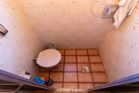 Casa de condomínio à venda com 348m², 2 quartos e 10 vagas Casa de condomínio à venda com 348m², 2 quartos e 10 vagasBanheiro Suíte 2