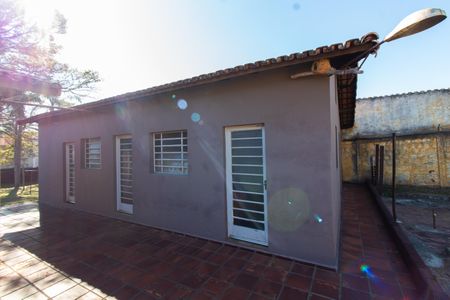 Casa de condomínio à venda com 348m², 2 quartos e 10 vagas Casa de condomínio à venda com 348m², 2 quartos e 10 vagasÁrea comum