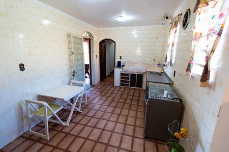 Casa de condomínio à venda com 348m², 2 quartos e 10 vagas Casa de condomínio à venda com 348m², 2 quartos e 10 vagasCozinha