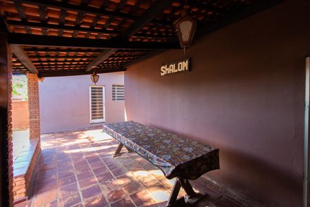 Casa de condomínio à venda com 348m², 2 quartos e 10 vagas Casa de condomínio à venda com 348m², 2 quartos e 10 vagasÁrea de Serviço