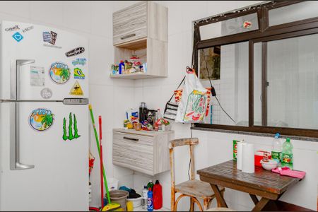 Casa para alugar com 50m², 2 quartos e 1 vaga Casa para alugar com 50m², 2 quartos e 1 vagaCozinha