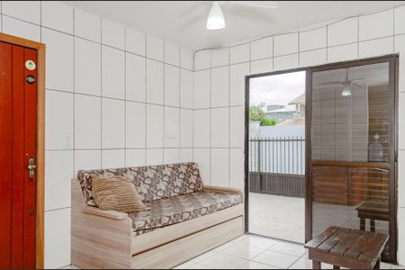 Casa para alugar com 50m², 2 quartos e 1 vaga Casa para alugar com 50m², 2 quartos e 1 vagaSala