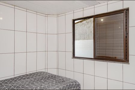 Casa para alugar com 50m², 2 quartos e 1 vaga Casa para alugar com 50m², 2 quartos e 1 vagaQuarto 01