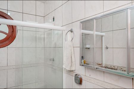 Casa para alugar com 50m², 2 quartos e 1 vaga Casa para alugar com 50m², 2 quartos e 1 vagaBanheiro