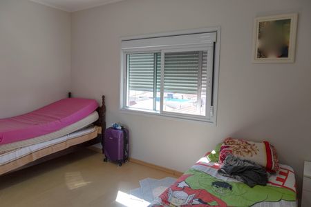 Casa à venda com 279m², 4 quartos e 4 vagas Casa à venda com 279m², 4 quartos e 4 vagasQuarto 2