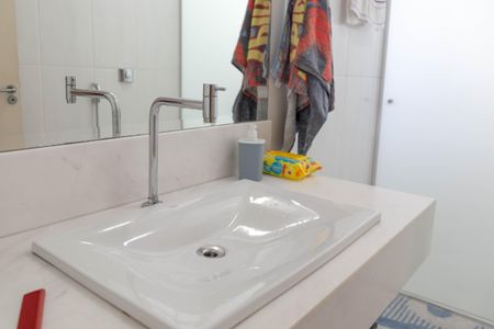 Casa à venda com 279m², 4 quartos e 4 vagas Casa à venda com 279m², 4 quartos e 4 vagasBanheiro Social