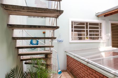 Casa à venda com 279m², 4 quartos e 4 vagas Casa à venda com 279m², 4 quartos e 4 vagasVista/Cozinha