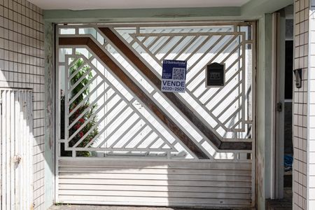 Casa à venda com 279m², 4 quartos e 4 vagas Casa à venda com 279m², 4 quartos e 4 vagasFachada/Plaquinha