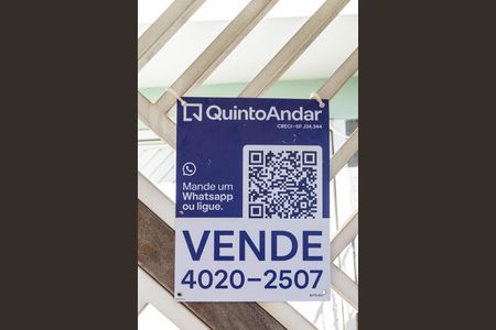 Casa à venda com 279m², 4 quartos e 4 vagas Casa à venda com 279m², 4 quartos e 4 vagasPlaquinha