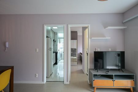 Sala de Tv de apartamento para alugar com 1 quarto, 40m² em Jardim Ampliacao, São Paulo