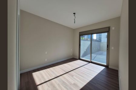 Apartamento à venda com 252m², 3 quartos e 4 vagas