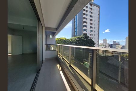 Apartamento à venda com 3 quartos, 252m² em Sion, Belo Horizonte