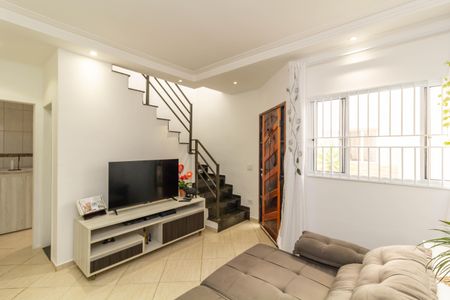 Casa de condomínio à venda com 73m², 2 quartos e 1 vaga Casa de condomínio à venda com 73m², 2 quartos e 1 vagaSala