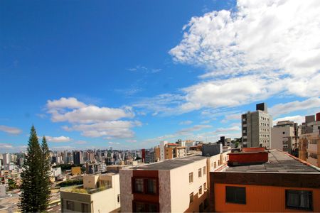 Apartamento à venda com 65m², 2 quartos e 2 vagasVista da Suíte 2