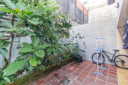 Casa para alugar com 150m², 3 quartos e 1 vagaÁrea de Serviço- Quintal