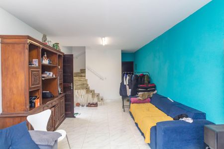 Casa para alugar com 150m², 3 quartos e 1 vagaSala