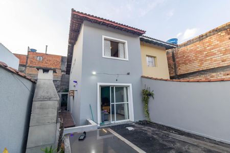 Casa para alugar com 150m², 3 quartos e 1 vagavaranda