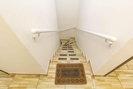 Casa para alugar com 150m², 3 quartos e 1 vagaEscada